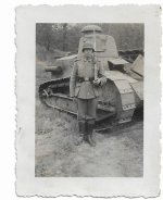 German soldier with Gew98 rifle #2.jpg