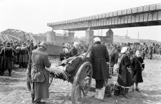 Elbe-9 tangermunde may 1945.jpg