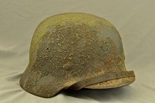 m35_camouflaged_helmet_with_sawdust03.jpg