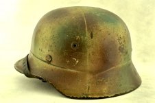 m40_sd_three_color_camouflage_helmet_former_bailing_wire_helmet01.jpg